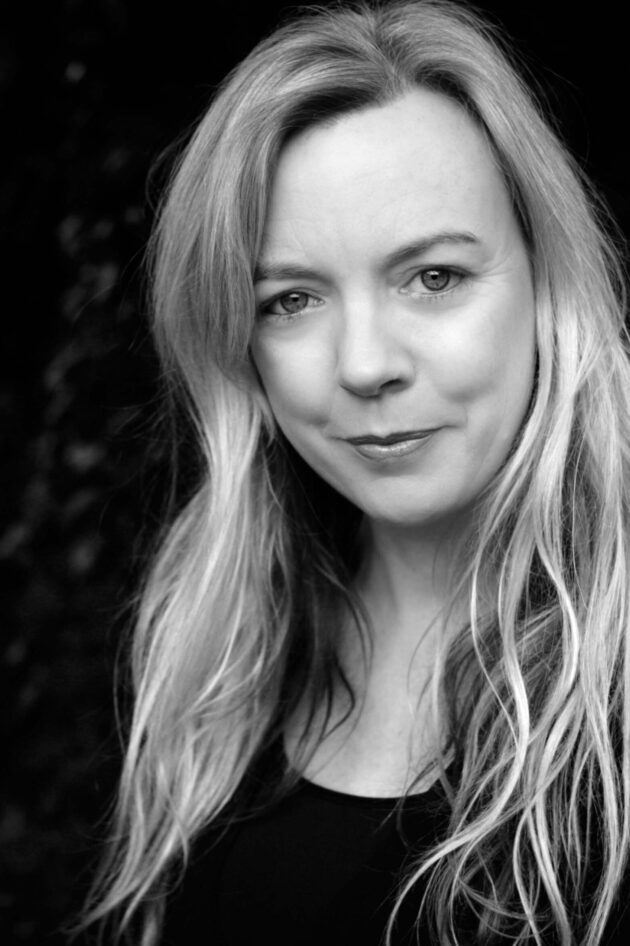 Suzie Miller headshot